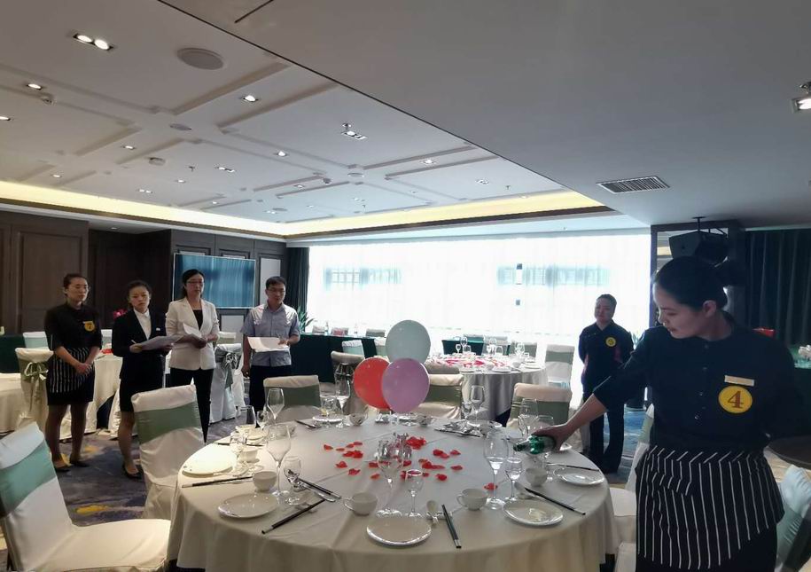 1602732195101380.jpg 圆中园公司:2020.09.27圆中园公司技能比武大赛圆满落幕餐台(王震).jpg