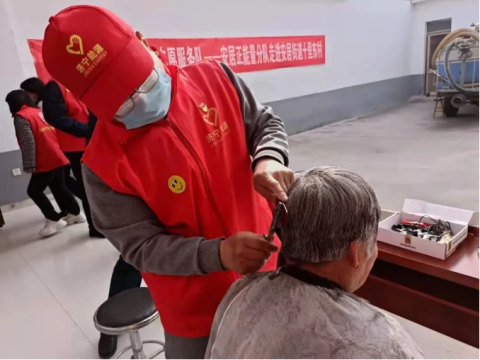 赠人玫瑰之手，经久犹有余香