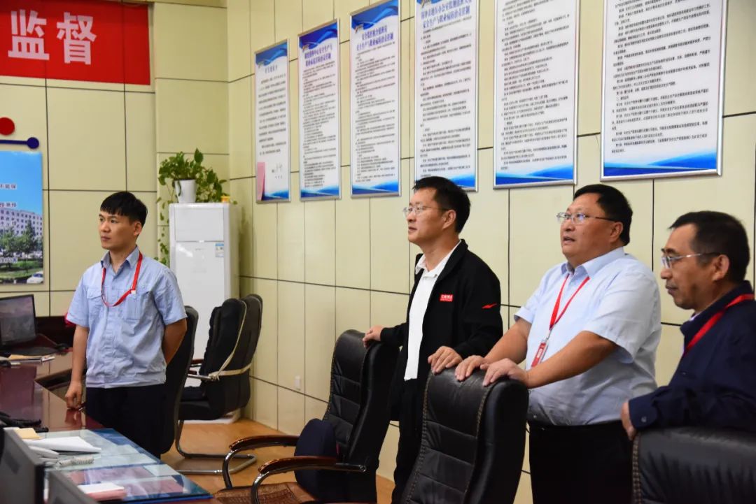 1696044038924623.jpg 640.jpg