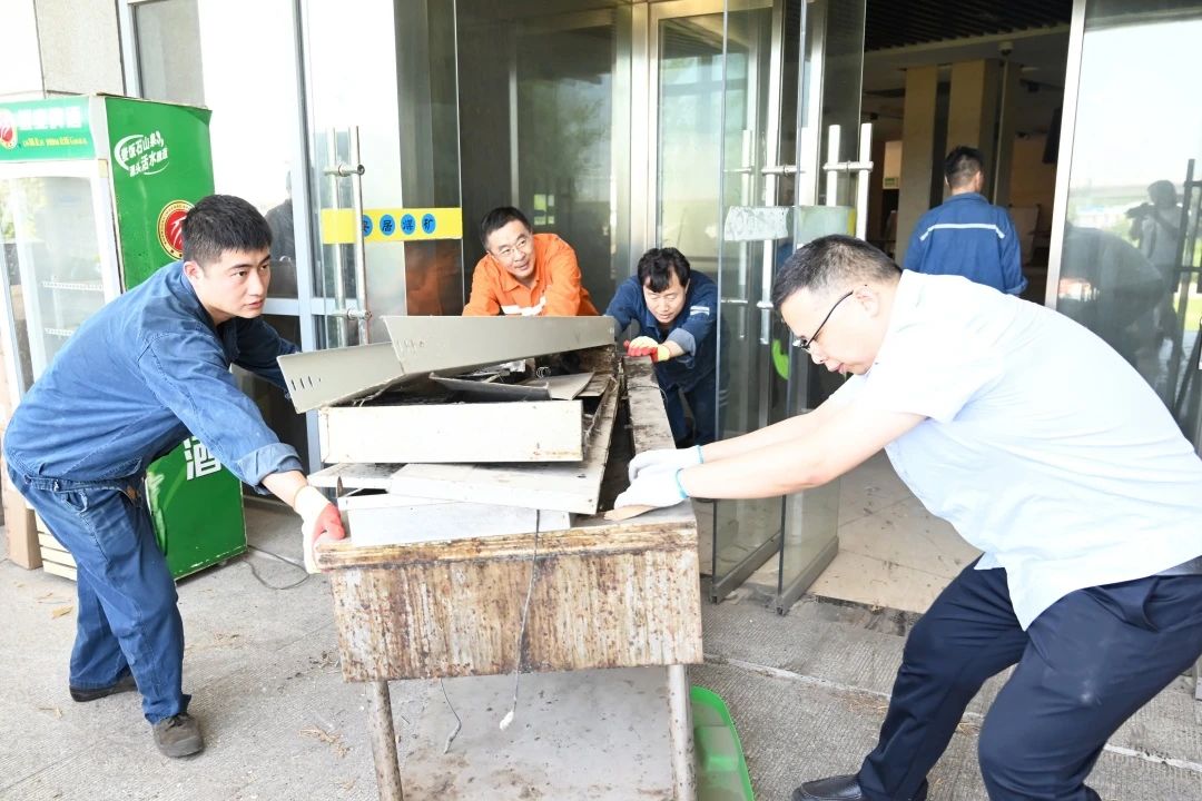 1703464976289474.jpg 2.jpg