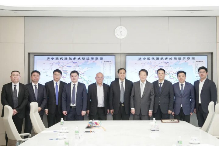 张广宇率团对新加坡、马来西亚进行考察访问