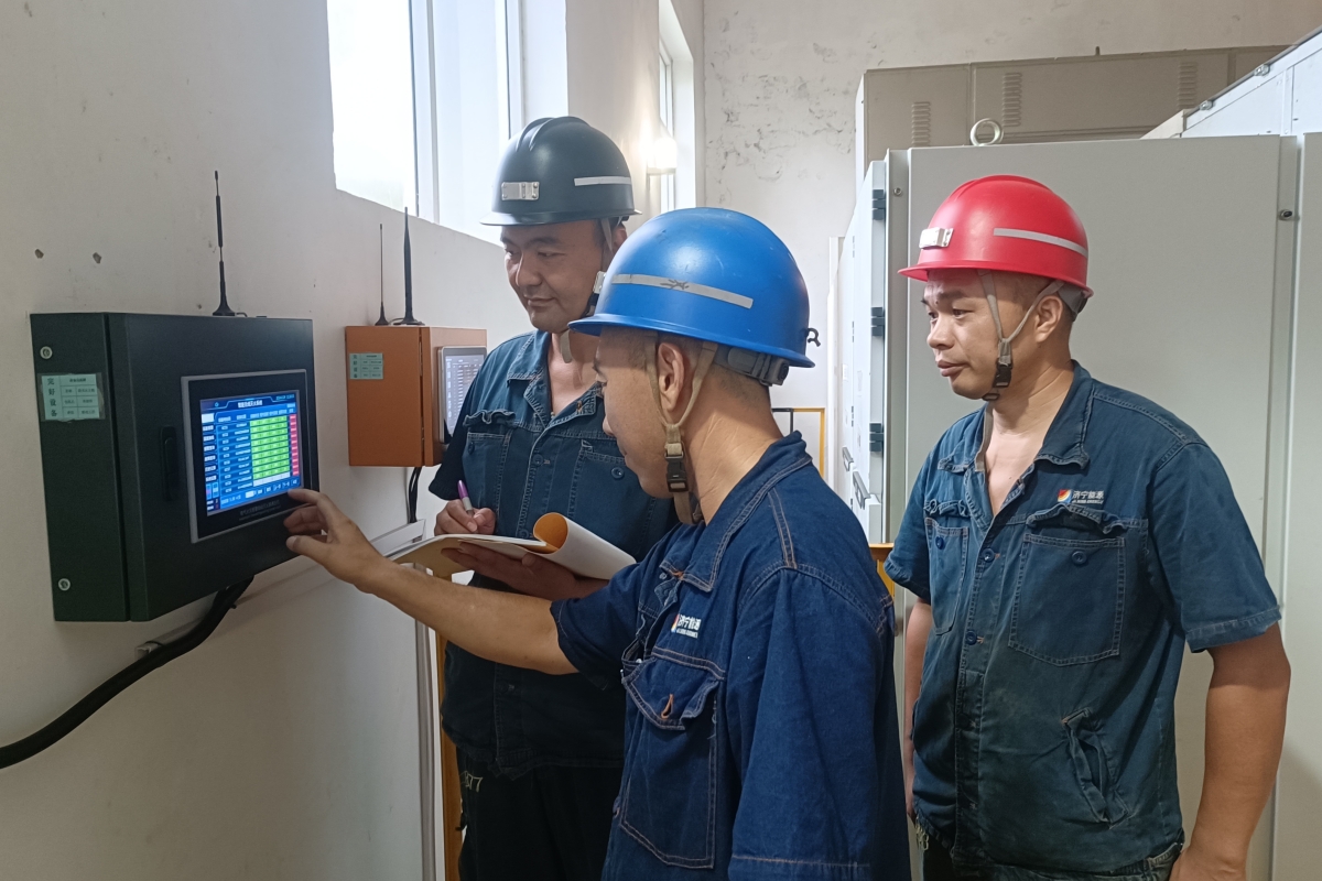 1756091143347352.jpg 机电工区巡检1.jpg