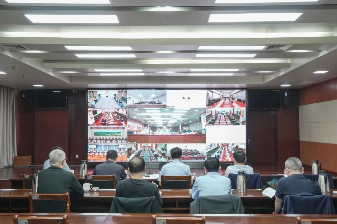 1758522015380400.jpg 06.jpg